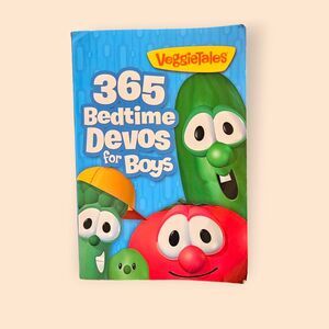 Veggietales 365 Bedtime Devos for boys